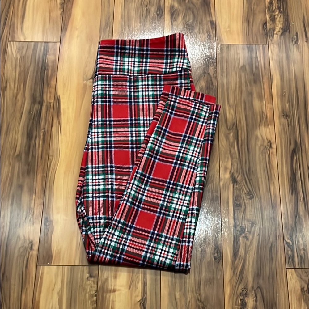 Crown & Ivy Women’s Tummy Tucker Pull On Christmas Pants